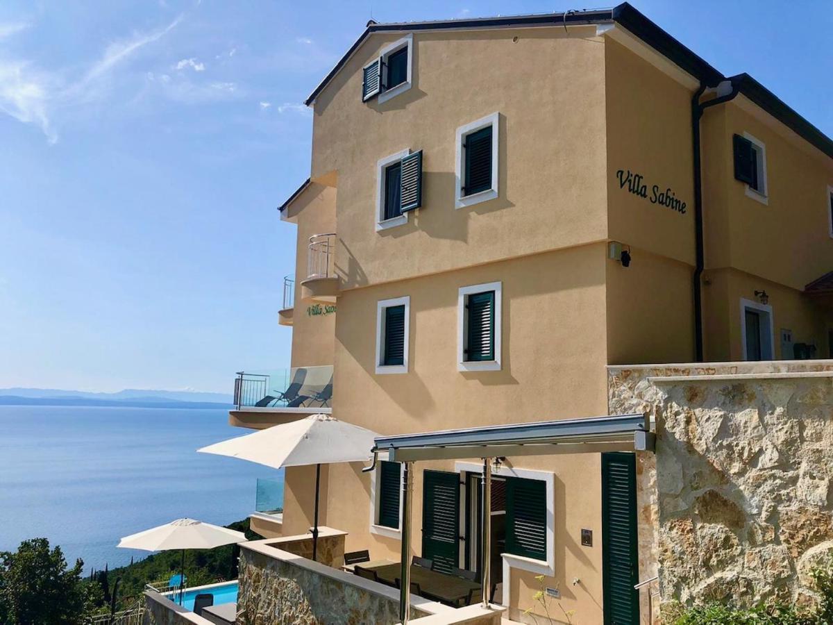 Villa Sabine Apartment Losinj Medveja Bagian luar foto